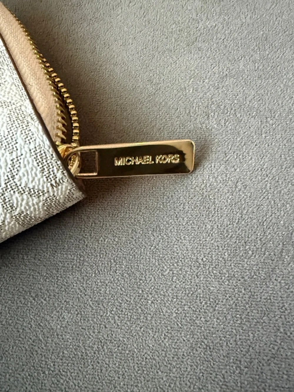 Michael Kors authentic michael